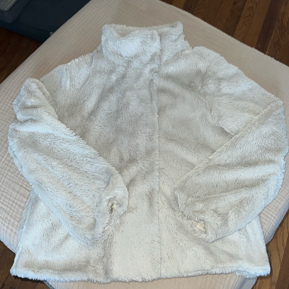 Patagonia Off-White Teddy Jacket